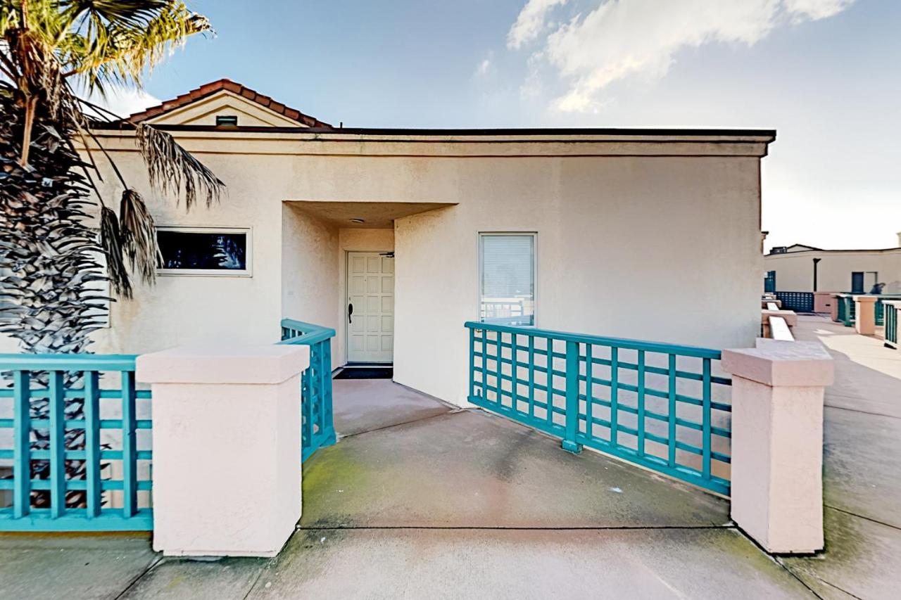 Imperial Beach Club Unit 303 외부 사진